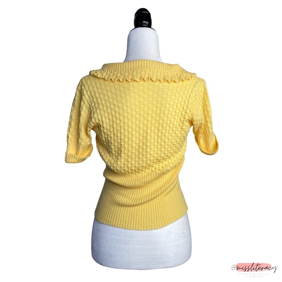 Vintage Handcrafted Grandma Pullover Ruffle Waffle Knit Sweater [Size XS/S] - Picture 6 of 7